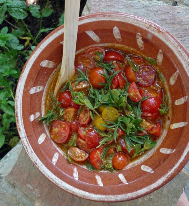 Garden tomato relish