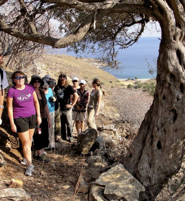 Ceramists on the trail to the Temples